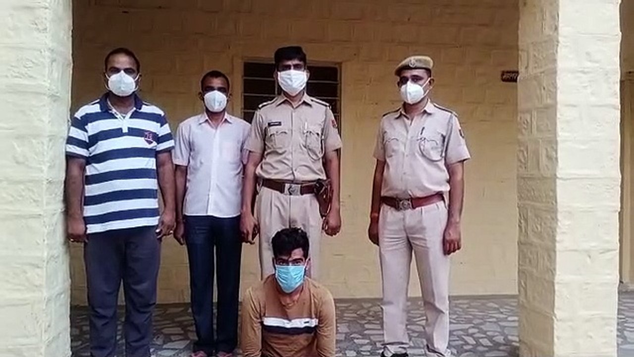 पुलिस जानलेवा हमले के आरोपी को दो किमी पीछा कर...