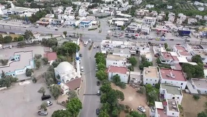 Son dakika! Bodrumlu muhtar yangınlara müdahale için mahallesine itfaiye ve sulama araçları kazandırdı