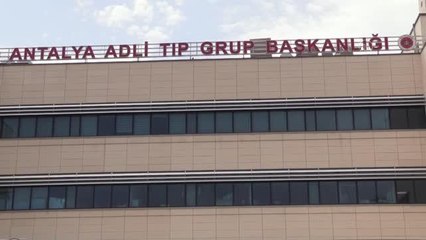 Son dakika! Minibüs ile otomobilin çarpışması sonucu yaralanan kişi hastanede hayatını kaybetti