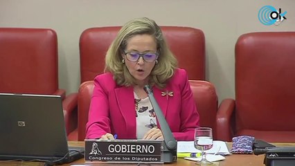 Calviño tropieza con la dictadura del lenguaje inclusivo de Montero: "Las empresas y los empresos"