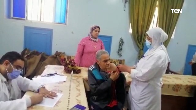 وكيل وزارة الصحة بالدقهلية يشهد فعاليات تلقي أولى جرعات لقاح فيروس كورونا لكبار السن وذوي الاحتياجات الخاصة 