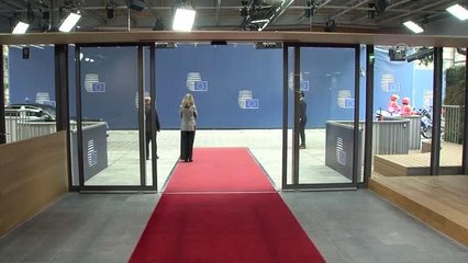 NATO: Rusya'nın on binlerce askeri hala Ukrayna civarında