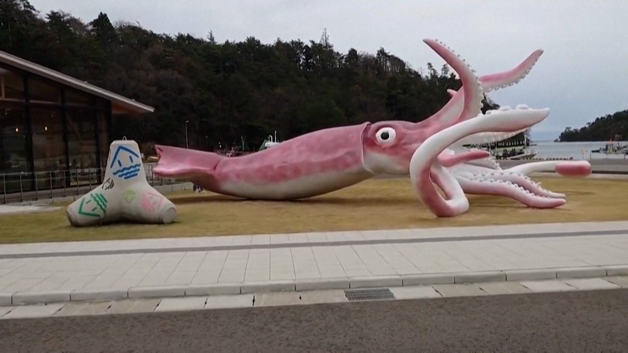Japanische Stadt gibt Corona-Hilfen für Kalmarstatue aus