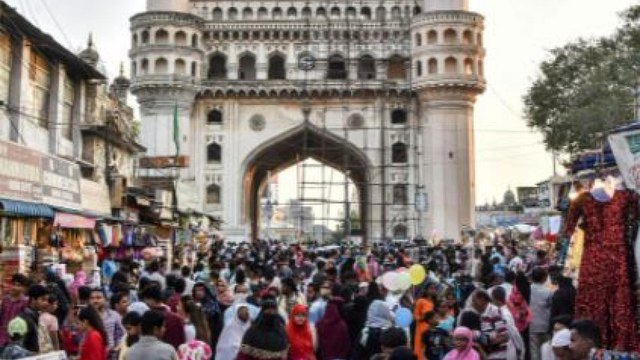 Hyderabad: Charminar market flooded with Eid shoppers