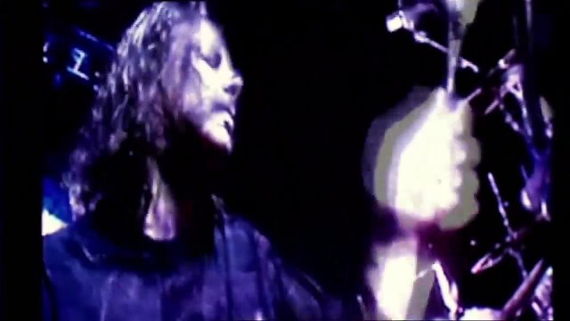 Placebo chante son tube Pure Morning en live à Paris