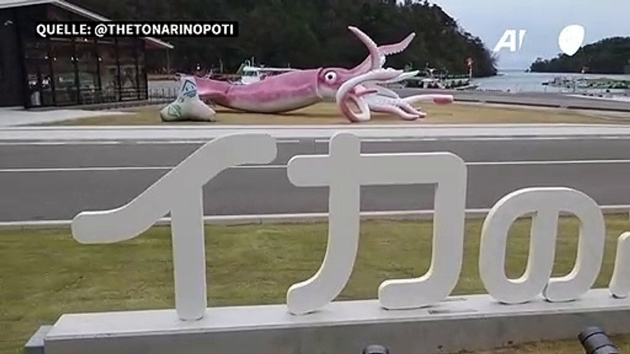Tintenfischskulptur aus Corona-Hilfen sorgt für Debatten in Japan
