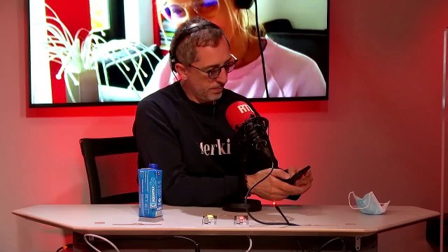 Elie Semoun débarque en pleine émission de Tout à Gagner