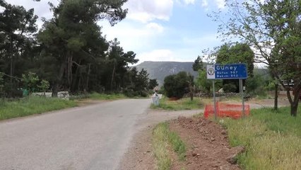 Kendisini "Uluslararası Adalet Divanında savcısı" olarak tanıtan şüpheli ailesini de kandırmış