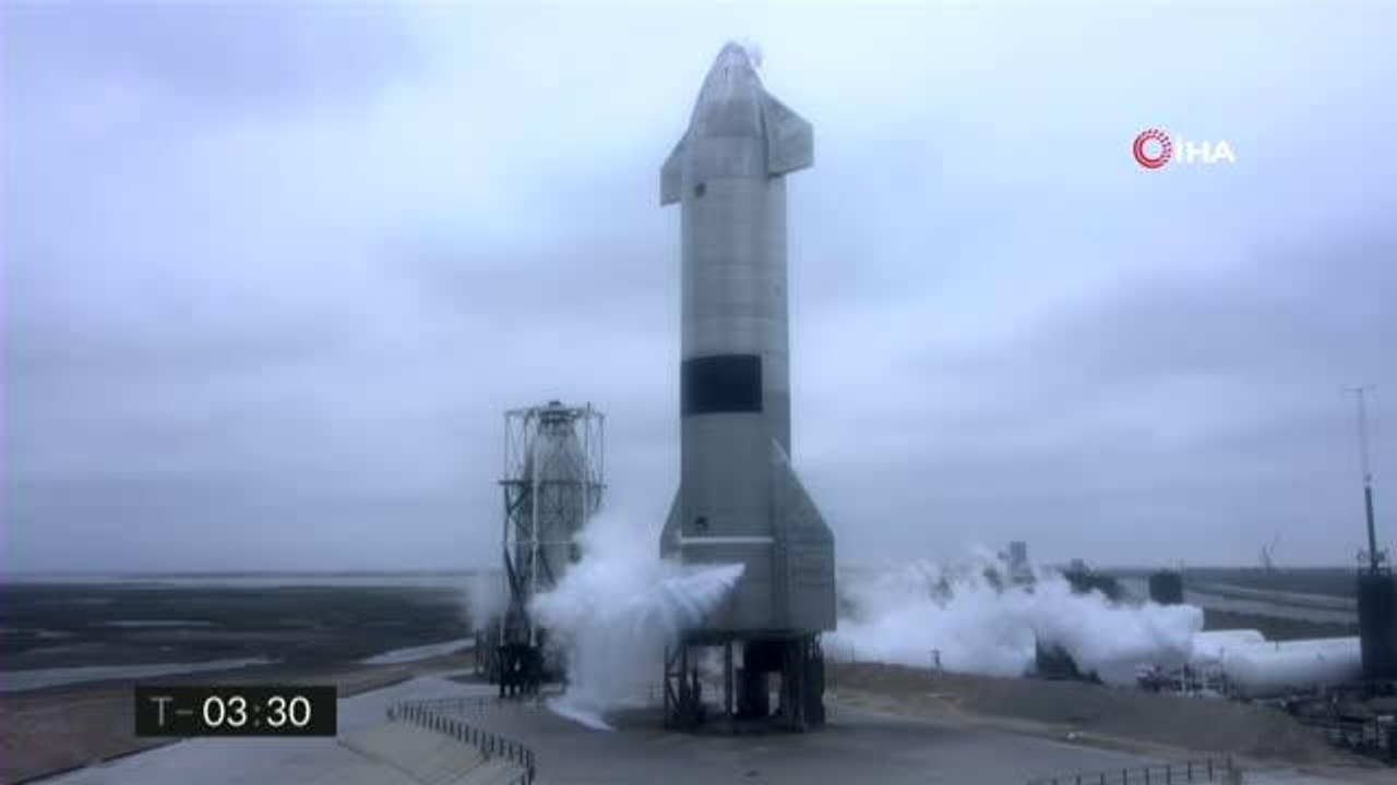 - SpaceX'in uzay mekiği Starship'in prototipi 5. denemede başarılı şekilde yere indi