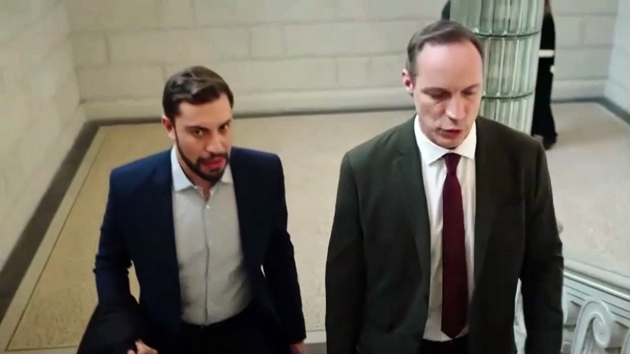 Plus belle la vie en avance - Revel annonce une mauvaise nouvelle à Abdel !