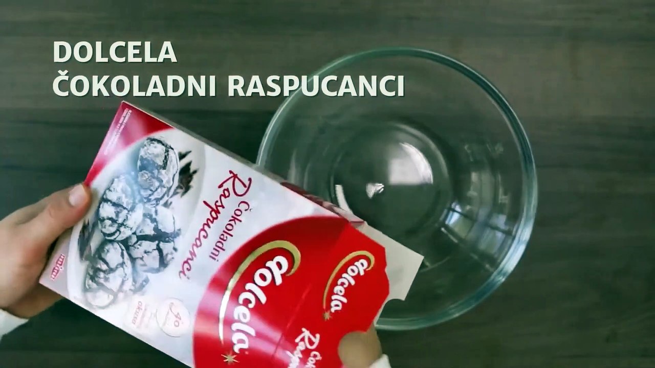 Čokoladni tart s raspucancima