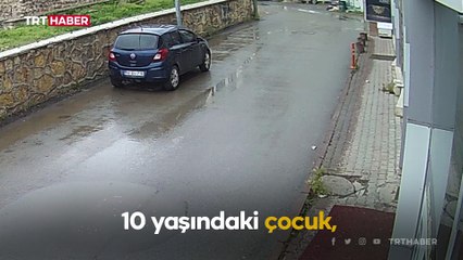 Korkuluklara çıkan çocuk balkondan böyle düştü