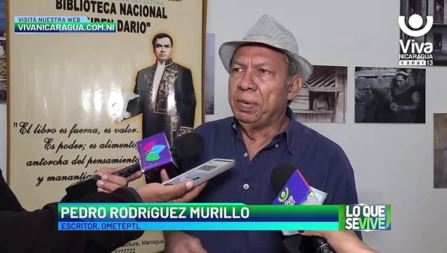 Poeta Pedro Rodríguez Murillo presentó su nuevo libro Ometeptl