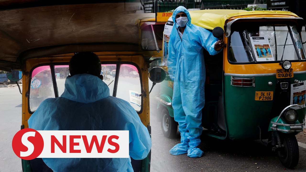 Rickshaws used as ambulances in Covid-stricken India