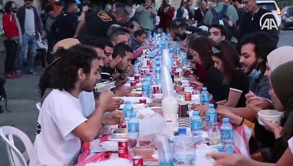 İşgal altındaki Doğu Kudüs'te iftar yapan Filistinliler ile Yahudi yerleşimciler arasında kavga çıktı