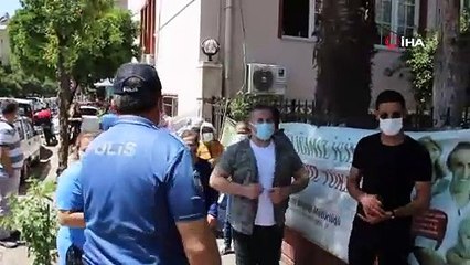 PTT önündeki işlem kuyruğu uzadıkça uzadı, ekipler müdahale etti