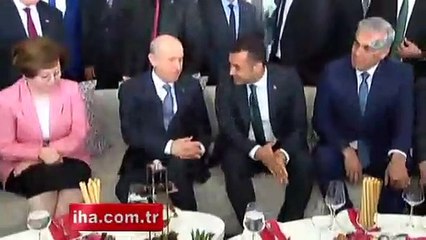 Bahçeli Ferdi Tayfur şarkıları eşliğinde çay keyfi yaptı