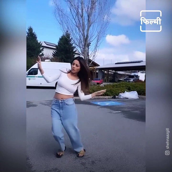 Shehnaaz Gill Sings Justin Bieber’s Peaches in Attempt To Show Off English Skills