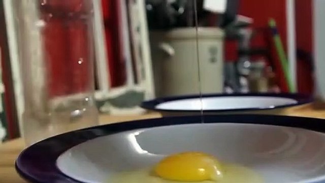 Yumurta sarısını ayırmanın en pratik yolu