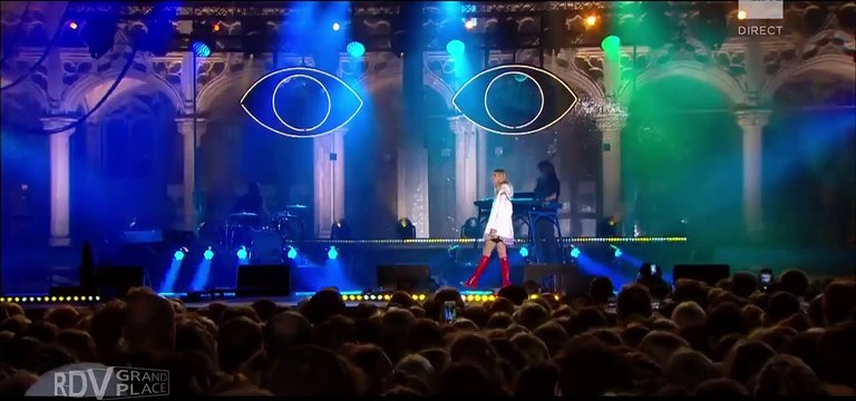 Angèle et Roméo Elvis chantent Tout oublier