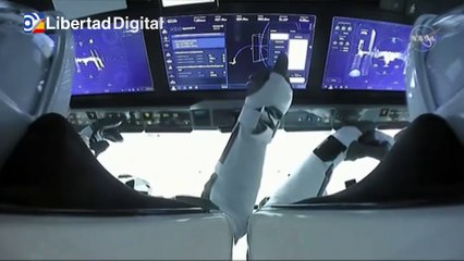 Sale a subasta el vino de 1 millón de dólares "madurado" en la Estación Espacial Internacional