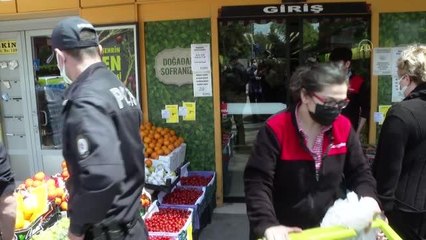 "Market Tedbirleri" genelgesi kapsamında marketlerde satılan ürünler denetlendi