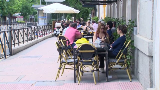Madrid elimina el toque de queda y amplía horarios en hostelería