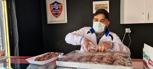 'Askıda köfte' uygulaması Ramazan'da büyük ilgi görüyor