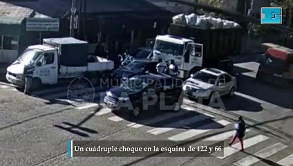 Un cuádruple choque en la esquina de 122 y 66