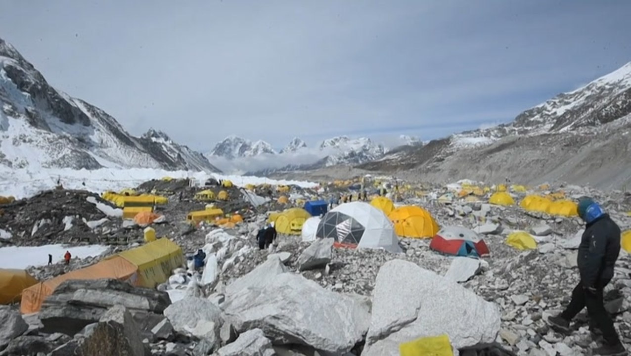 Mount Everest climbers evacuated after getting sick