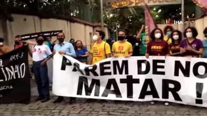 Son dakika: Brezilya polisinin baskın düzenlediği Jacarezinho'da polis karşıtı protesto