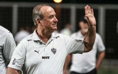 Técnicos brasileiros que estão em clubes do exterior