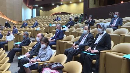 "Nizami'den Yunus'a: Birlik ile bakmak" isimli tiyatro oyunu sahnelendi