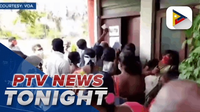 rowds flock down to Indian COVID-19 vaccination center as experts warn of 'inevitable' 3rd wave; Russia backs waiver on COVID-19 vaccine patents; Malian woman gives birth to 9 babies in Morocco