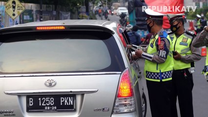 Tempel Stiker Putar Balik, Polres Bogor Sekat 908 Kendaraan