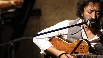 Fettah Can - Buralardan Giderim