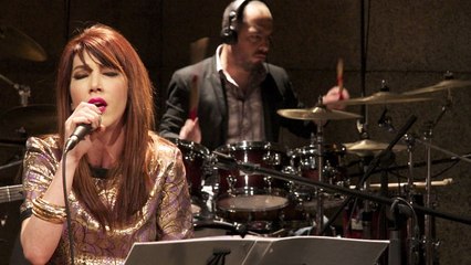 Hande Yener - Dön Bana