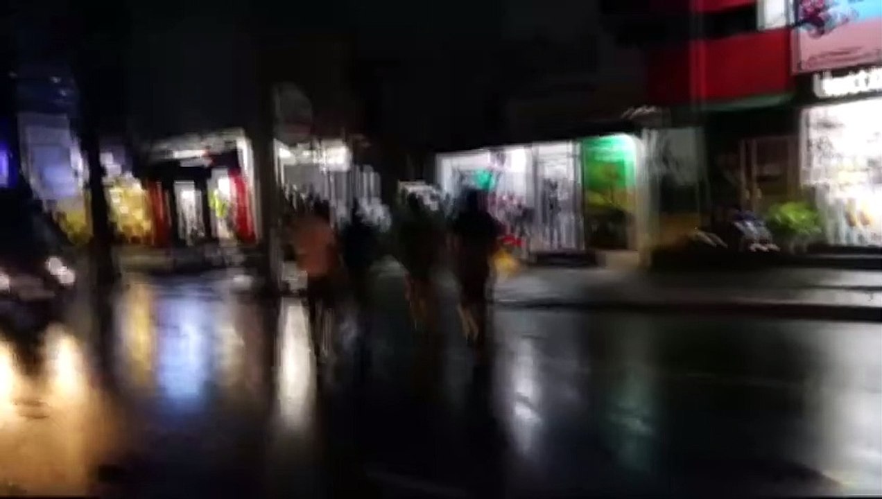 Thalangama Police Spa Case   ස්පා කෙල්ලන්ට පොලිසිය කරපු දේ...
