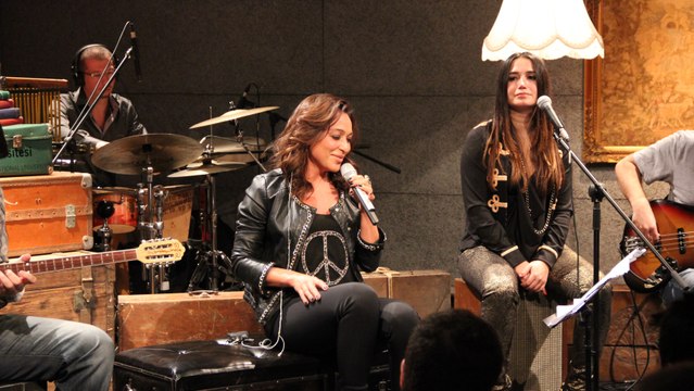 Ziynet Sali - Aliskin Degiliz