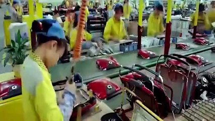 Çinli işçilerin fabrika hayatı görüntülendi