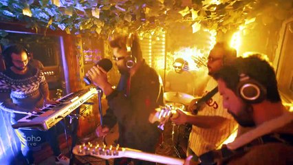 ElGrandeToto & AYKONZ Live Performance of 'Mghayer' 🎶