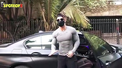 Asim Riaz & Arrti Singh Snapped Across Town