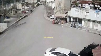 Bu kazalardan yara almadan kurtuldular!