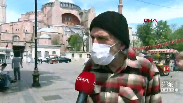 Ayasofya Camii'ne ilk mahya asıldı