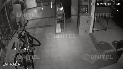 Robo de celulares en un negocio en Minero