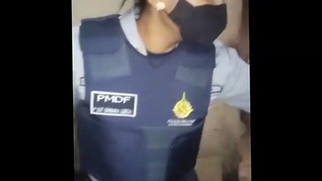 No DF, homem é preso ao ameaçar mãe e atear fogo em casa com ela dentro