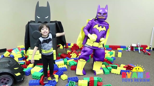 The Lego Batman Movie Giant Surprise Toys Collection! Biggest Surprise Egg Opening Lego Stop Motion