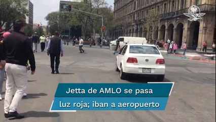 Jetta de AMLO no respeta semáforo rojo y viola reglamento de tránsito de la CDMX