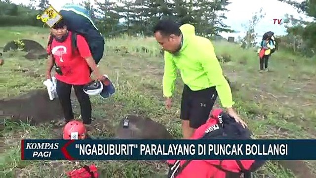 Ngabuburit Sambil Melihat Pemandangan dengan Paralayang di Puncak Bollangi