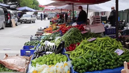 Pazar esnafı tezgahlarını bugün açtı
